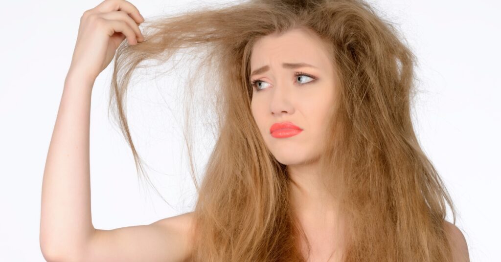 How To Tame Frizzy Hair